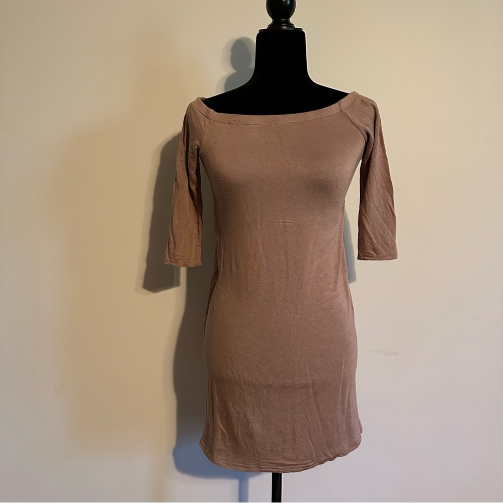 Women’s Tan 3/4 sleeve off shoulder Dress - small